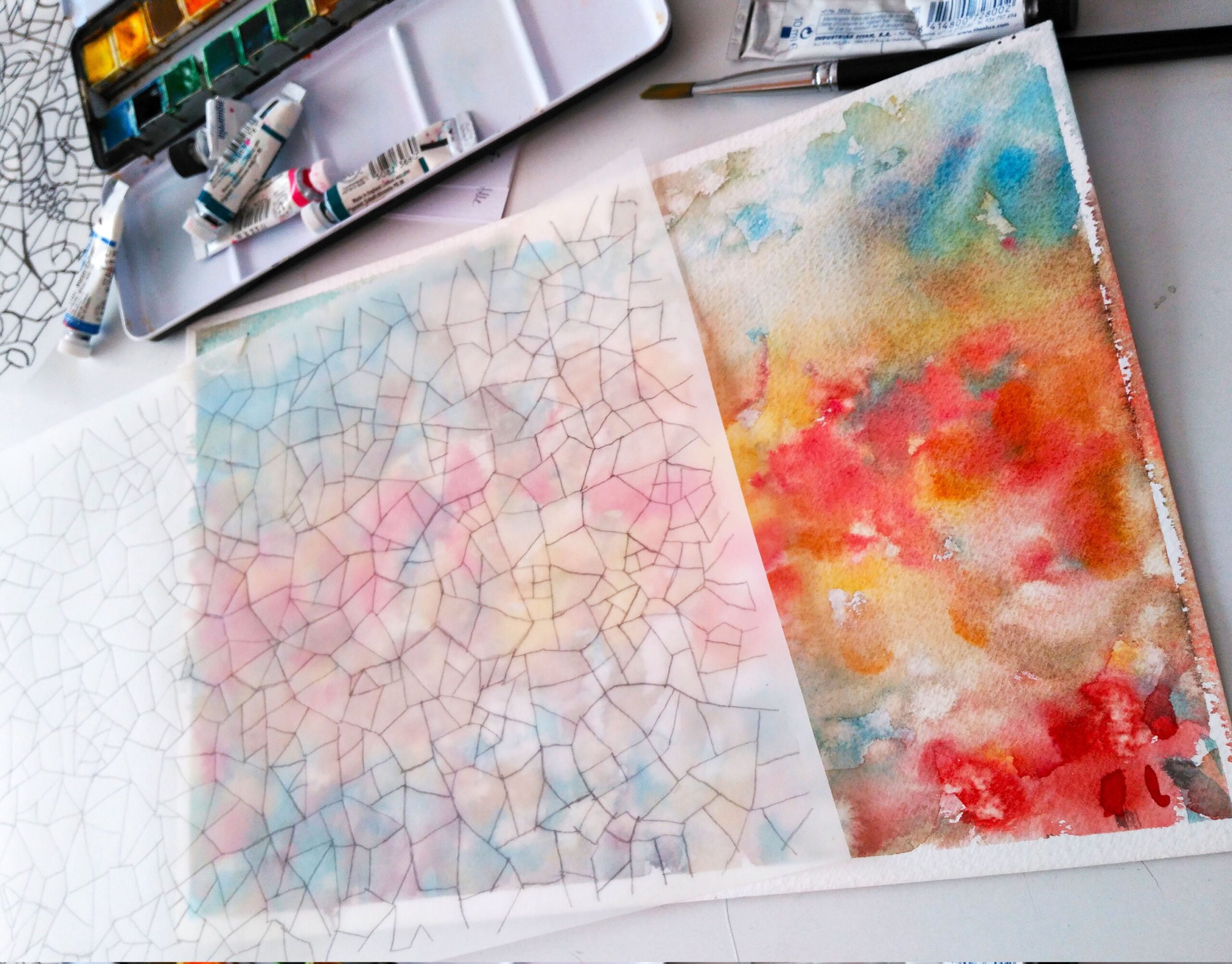 foulard de seda largo estampado en mosaico de colores cálidos. inspirado en modernismo de gaudí de barcelona 8