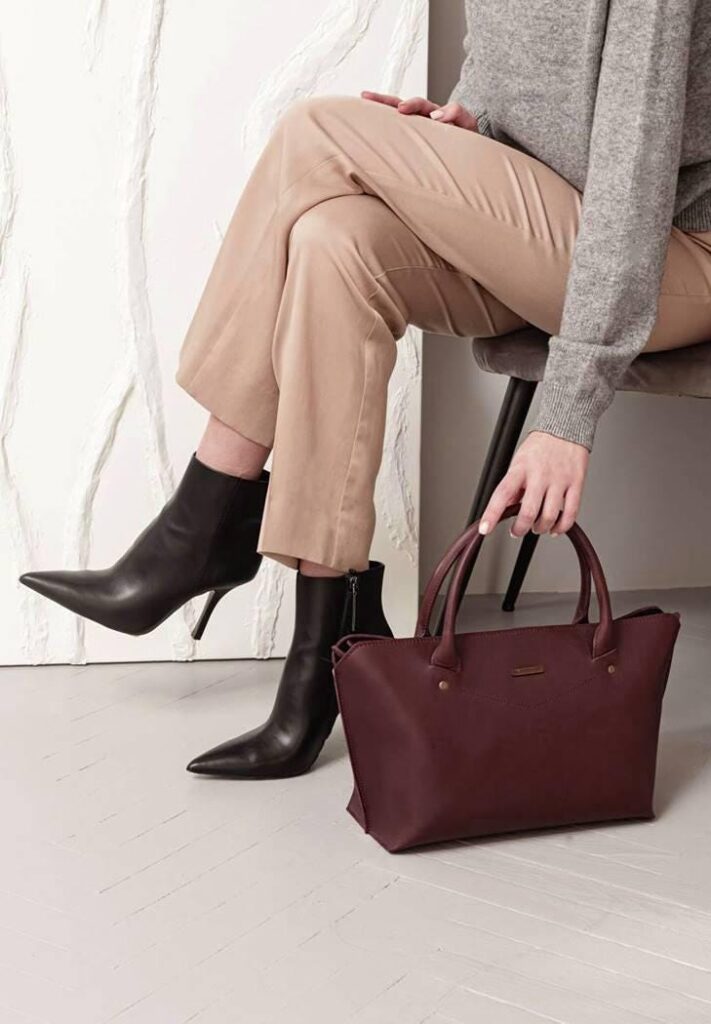 Bolso tote de piel burdeos: bolso de mano de piel estructurada, hecho a mano 3