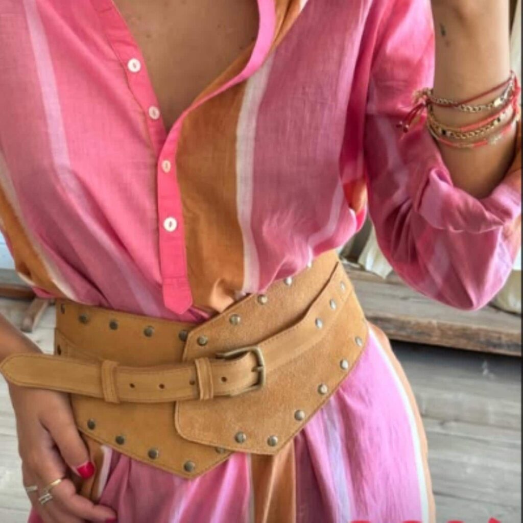 Cinturón de ante marrón, cinturón ancho de cuero para mujer, cinturón de cuero suave marrón oscuro con tachuelas doradas y hebilla. 19