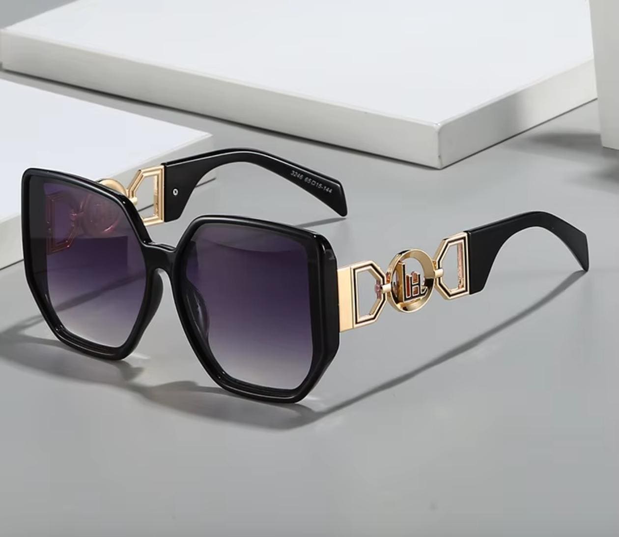 gafas de sol de gran tamaño con montura grande y patillas huecas, uv400, nuevas gafas de sol para mujer 2026, elegantes gafas de sol de diseño de lujo para mujer. 13